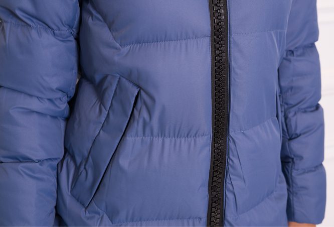 Dámská zimní oversize bunda s černým výrazným zipem - modrá