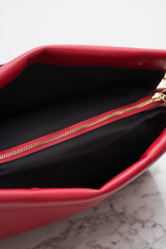 Dámská exkluzivní kožená kabelka s magnety - červená
