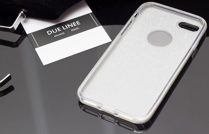Kryt na Iphone 7/8 - žíhaný s třpytkami - stříbrná