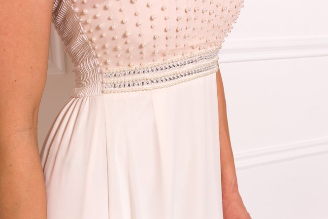 Společenské luxusní dlouhé šaty s perličkami - champagne