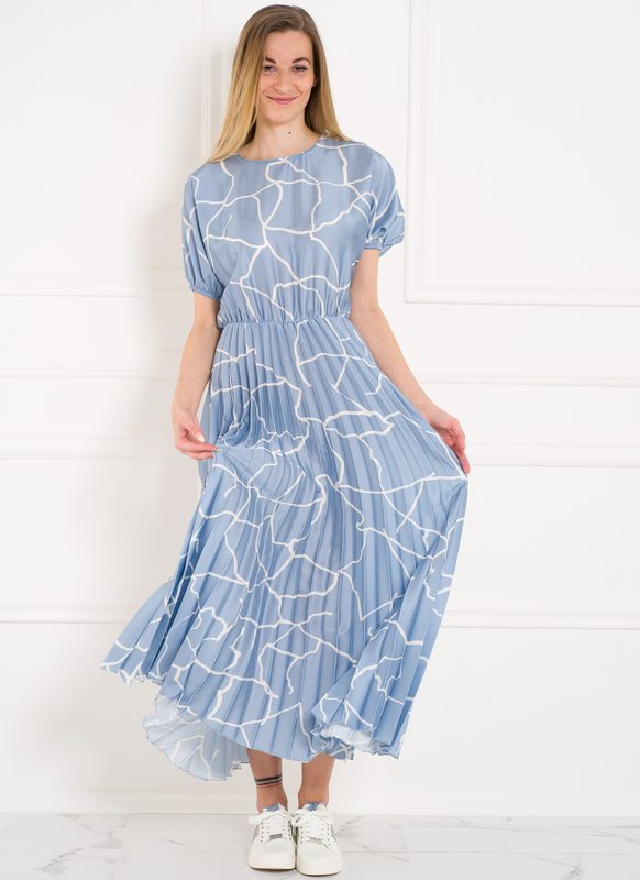 Dámske dlhé šaty s motívom a plisovaním - svetlo modrá