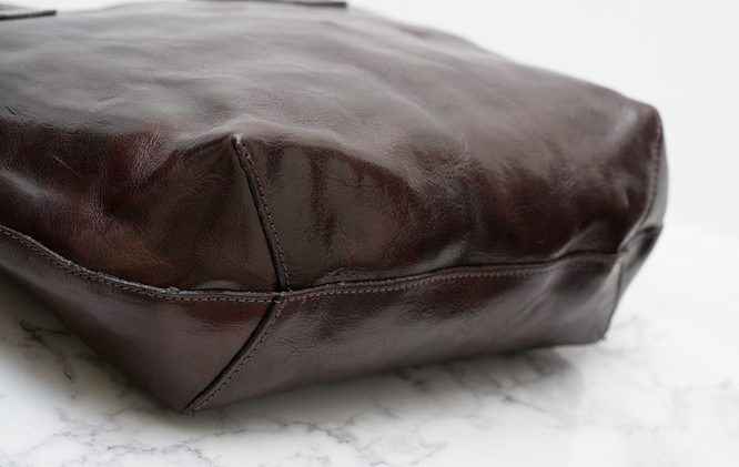 Kožená kabelka do ruky větší - tmavě hnědá