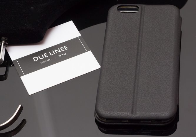 Védőtok iPhone 6/6S készülékekhez Due Linee - Fekete
