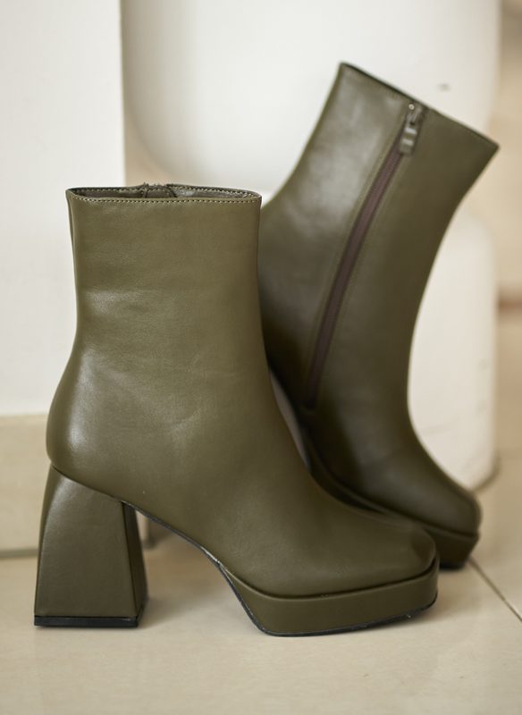 Dámská kotníková obuv na podpatku zelená