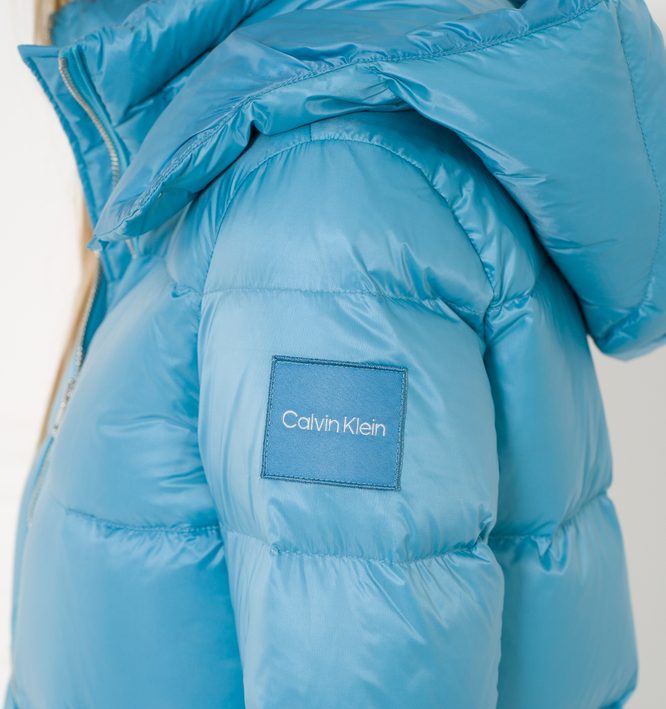 Calvin Klein péřová zimní azurová bunda