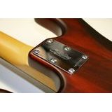 Sterling by MusicMan Bass SUB StingRay 5 - RAY5 - Walnut Satin - elektrická baskytara - 1ks