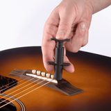 D’Addario - Bridge Pin Puller - nástroj na vytažení kolíku z akustické kytary - 1ks
