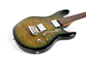 Harmony USA - Standard Rebel Pearl White - elektrická kytara - 1ks