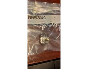 M05384 MusicMan Parts - Potentiometer – Bass Volume 25K Lug - 1ks