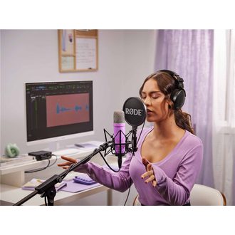 RØDE NT1 Signature Series Purple - kondenzátorový studiový mikrofon - 1ks