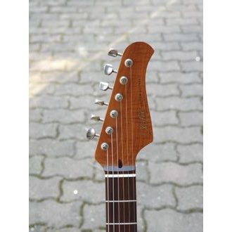 Xotic Guitars USA California Classic® XSCPRO-2 - 2-Tone Burst - Light Aged - elektrická kytara - 1ks