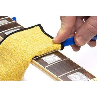 MusicNomad MN125 F-ONE Unfinished Fretboard Care Kit - Oil, Brush, Cloth - set nástrojů na čištění hmatníku a pražců
