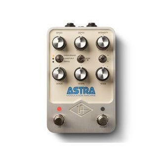 UNIVERSAL AUDIO Astra Modulation Machine - modulační efekt