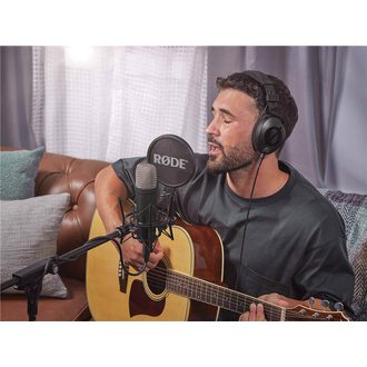 RØDE NT 1 Signature Series Black - kondenzátorový studiový mikrofon - 1ks