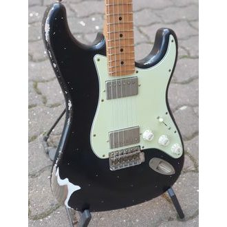 Xotic Guitars USA California Classic® XSC-3 - Black - Heavy Aged - elektrická kytara - 1ks