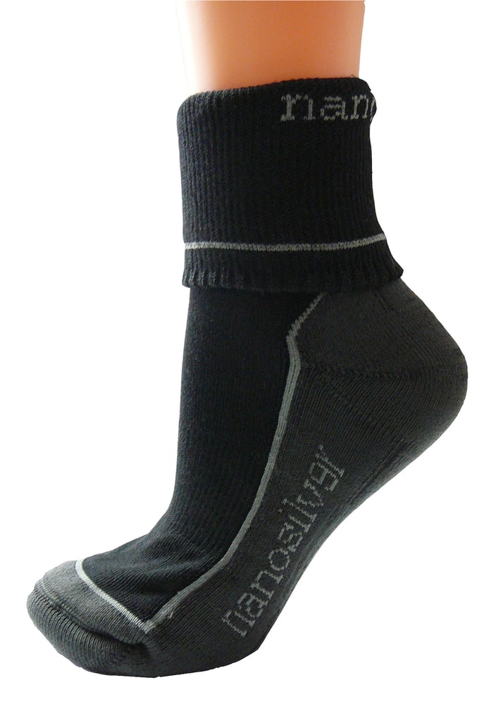 Levně Sportovní ohrnovací ponožky se stříbrem - XL 47/49 - černé