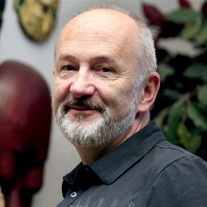 Jirka Kolbaba - Cestování do vzdálených zemí v oblečení se stříbrem nanosilver
