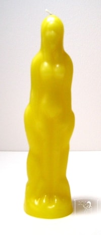 Žena žlutá - figurální svíce
