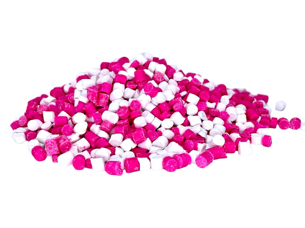 LK Baits Pelety Duo X-Tra Pellets 1kg - Wild Strawberry/Carp Secret 4mm