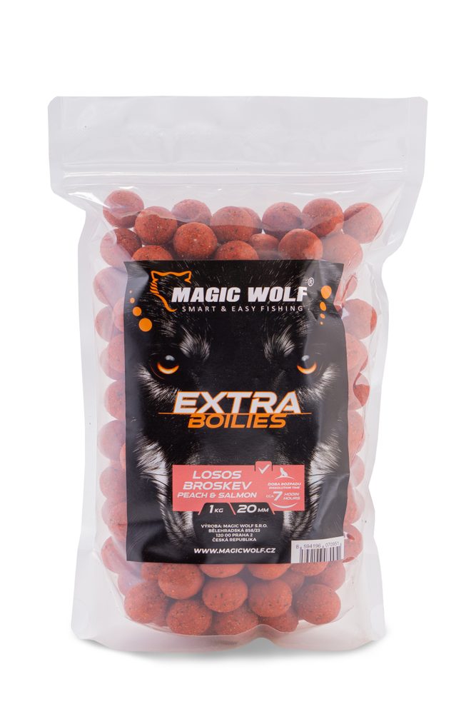 Magic Wolf Boilies Extra 1kg - Losos/ broskev 20mm