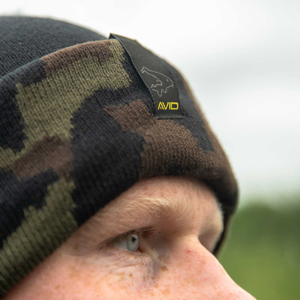 Avid Čepice Black and Camo Beanie