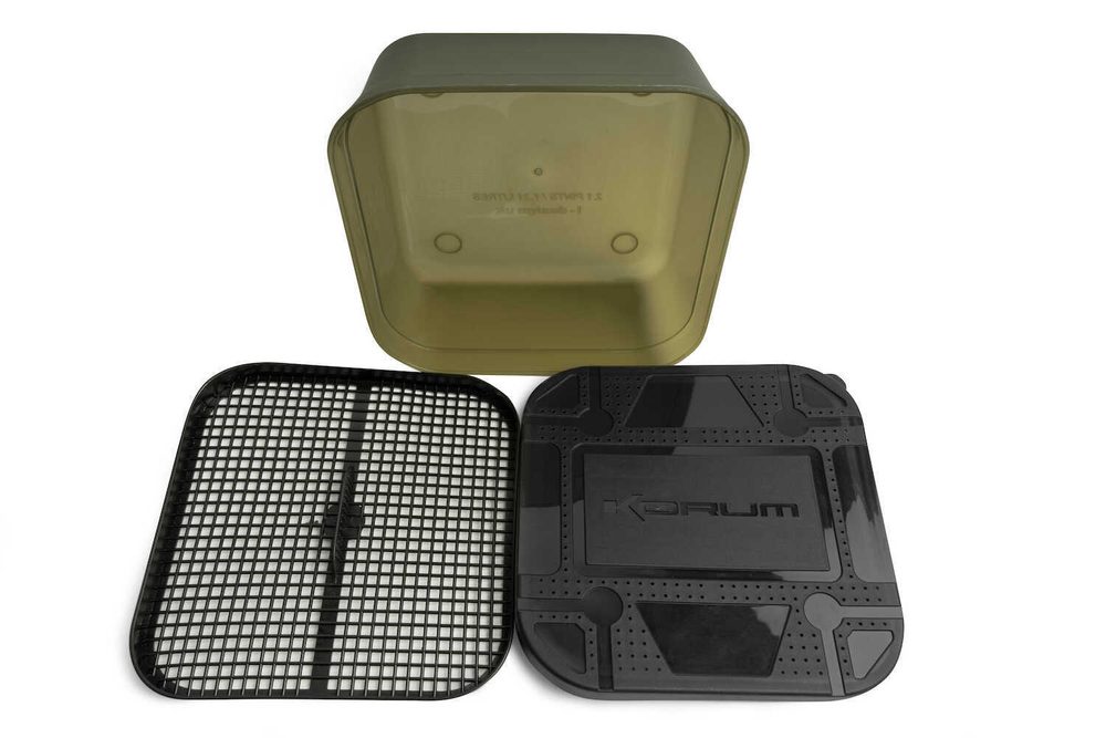 Korum Krabička  Maggot Tub And Riddle - 2PT/1,2l,Korum Krabička  Maggot Tub And Riddle - 2PT/1,2l