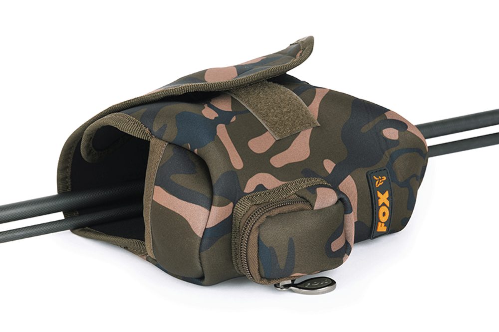 Fotografie Fox Pouzdro na navijáky Camo Neoprene Reel Case