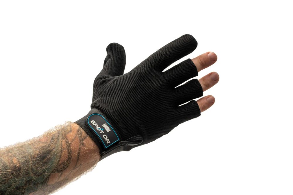 E-shop Nash Nahazovací rukavice Spot On Casting Glove - Pravá,Nash Nahazovací rukavice Spot On Casting Glove - Pravá