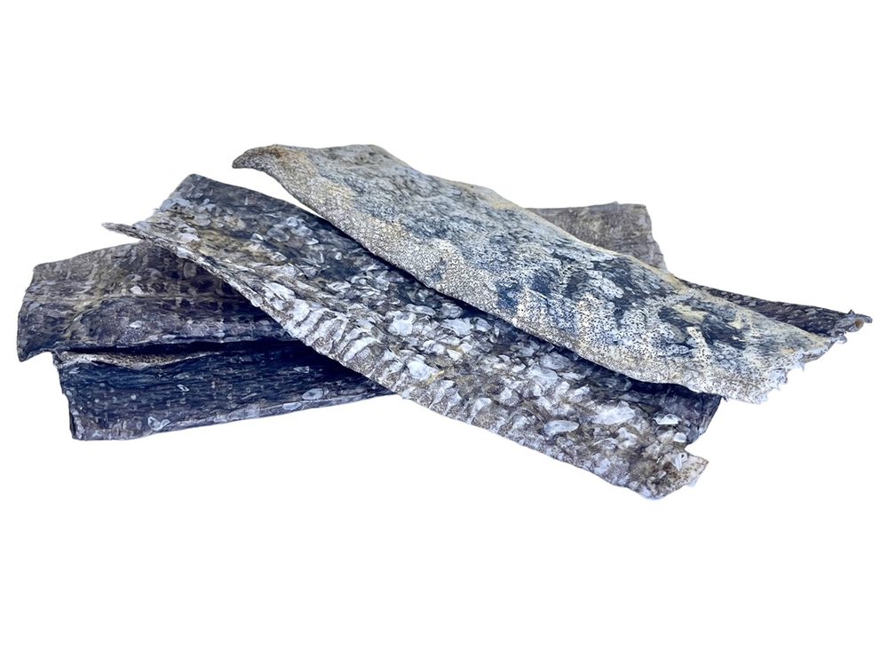 LK Baits Pet Luxusní plátky z kůže tresky 30g,LK Baits Pet Luxusní plátky z kůže tresky 30g