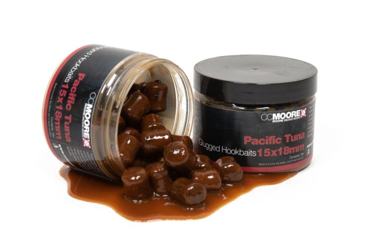 CC Moore Boilie v dipu Pacific Tuna 15x18mm 35ks