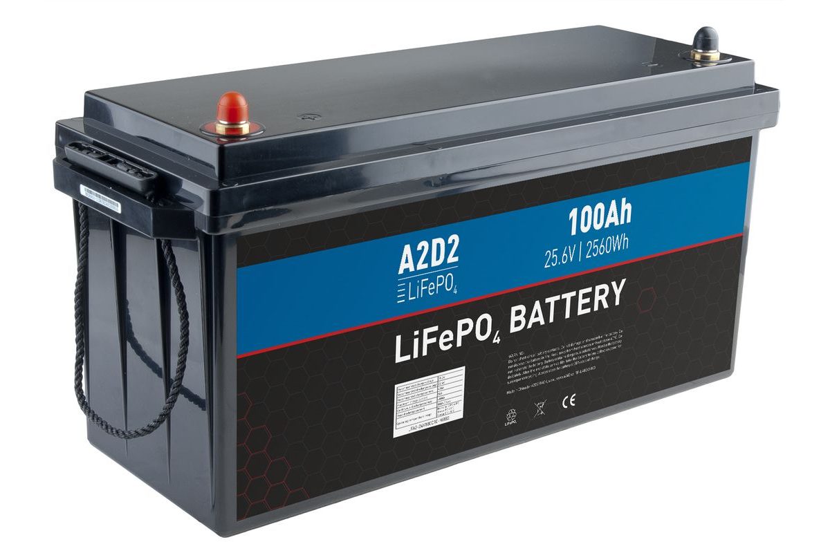 A2D2 Baterie LiFePO4 25,6V 100Ah M8