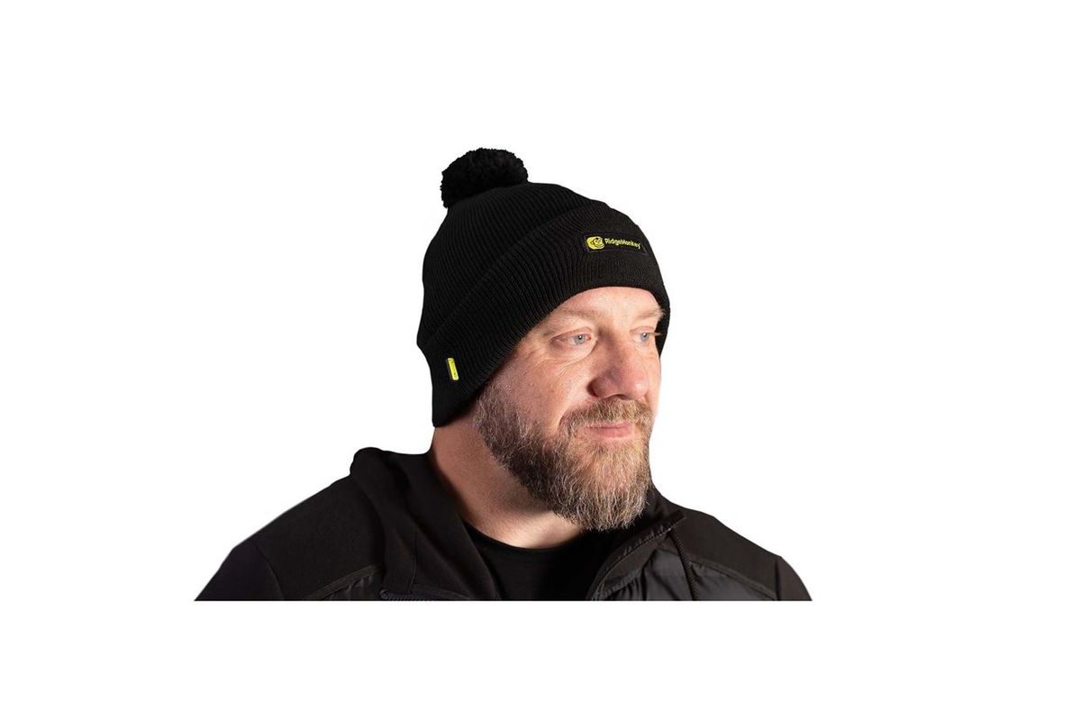 RidgeMonkey Čepice APEarel Bobble Beanie Hat Black