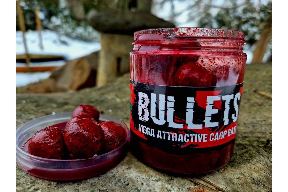 G.B.U. Boilies v dipu Bullets Strawberry Punk 200g