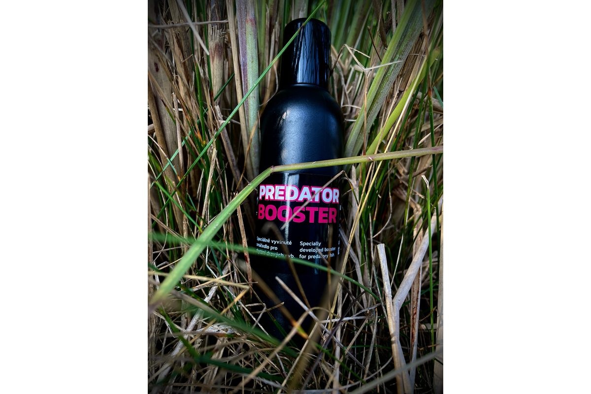 LK Baits Predator Booster Krvavý NEW 120ml