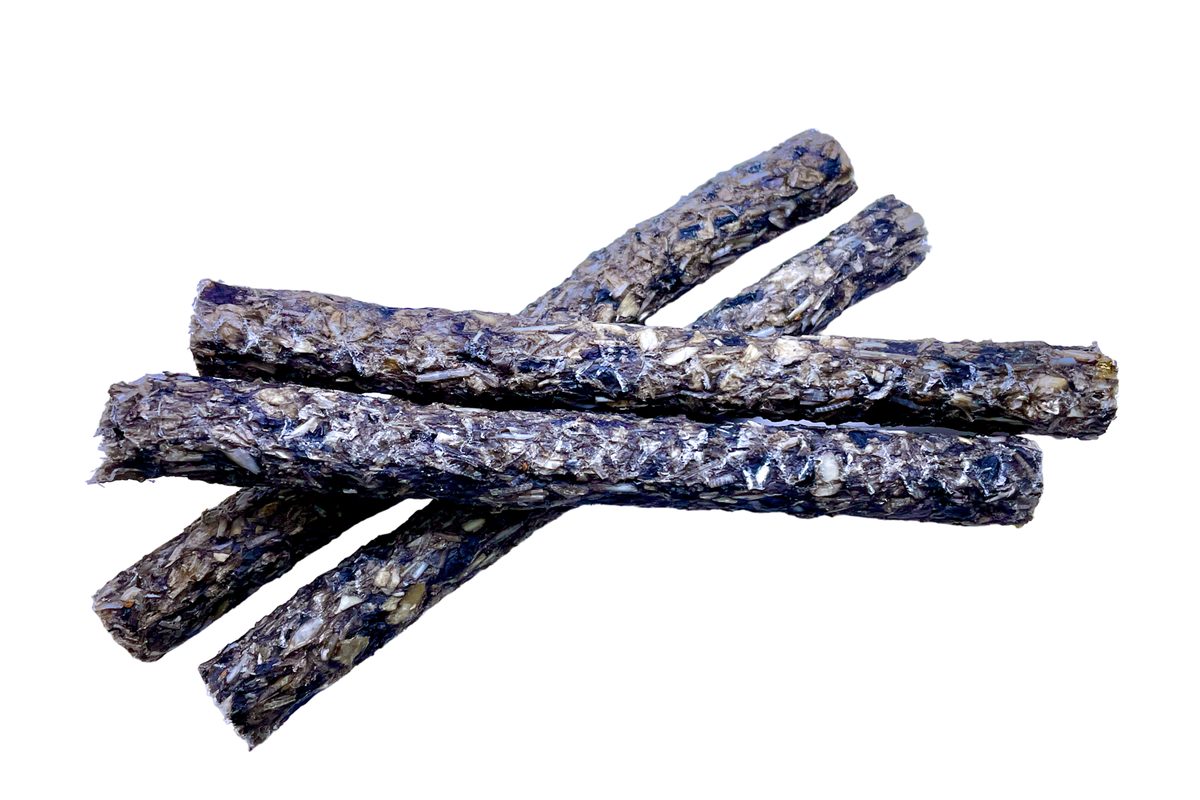 LK Baits Pet Luxusní tyčky ze sušené Tresky se sušeným špenátem 50g