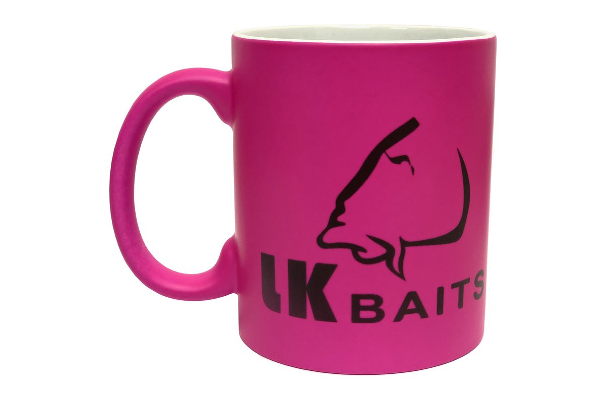 LK Baits Hrnek neonová růžová obrys loga