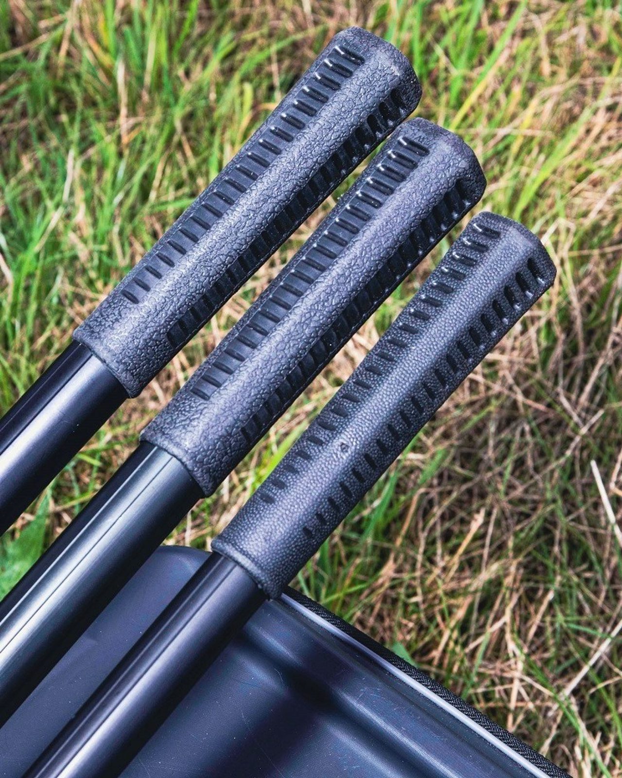 Fox Rage Podběrák Warrior R70 Rubber Mesh Landing Net 70cm 2,4m | Chyť ...