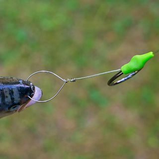 Iron Claw Plastový klip Stinger 5 ks