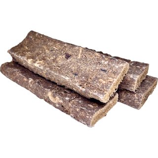 LK Baits Pet Luxusný plátok zo sušenej tresky a sleďa s brusnicami 80g