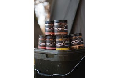 Magic Wolf Boilies v dipu Mystic 20mm 160g