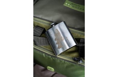 Chyť a pusť Stolček ku kreslu + viečko na nápoje