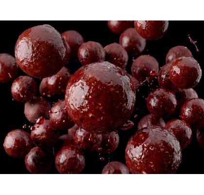 Delphin Boilies v dipe BreaX/HotHELL Robin red-Chilli-Fr.Klobása 200ml