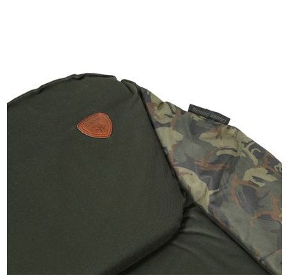 Giants Fishing Lehátko Bedchair Flat Fleece XL 8Leg