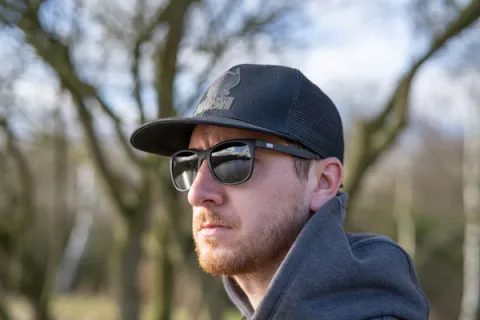 Nash Kšiltovka Make It Happen Big Fish Trucker Cap Black
