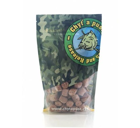 Chyť a pusť Pelety Chilli fish s dírou 20mm 900g