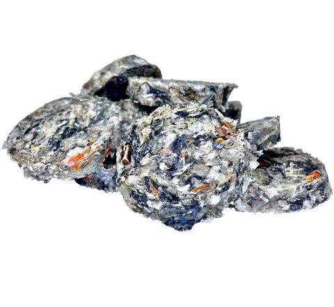 LK Baits Pet Luxusní medailonky ze sušené kůže tresky s mrkví 40g