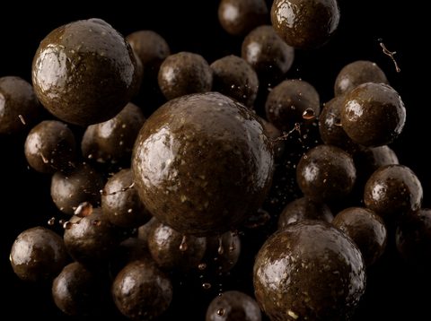 Delphin Boilies v dipu BreaX/SeaKER Oliheň-Losos 200ml
