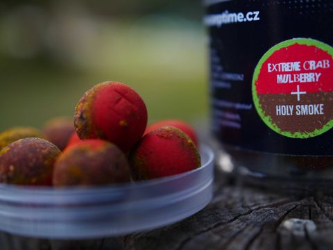 G.B.U. Boilies Mutant Extreme Crab + Mulberry w/Holy Smoke 130g