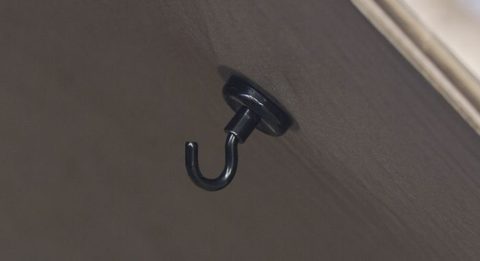 Nash Magnetický háčik Magnetic Bivvy Hook