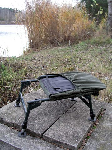 R-spekt Ochranný prehoz na kreslo Midi